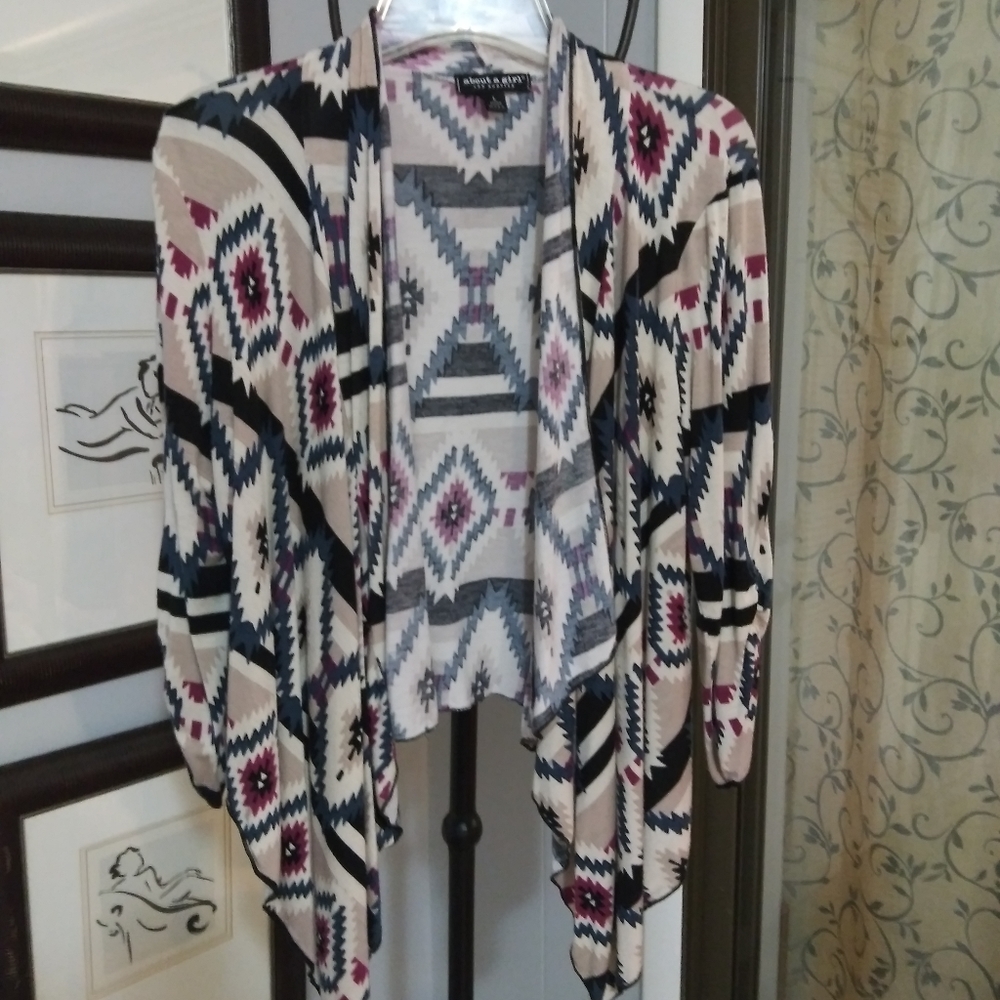 Aztec cardigan size L